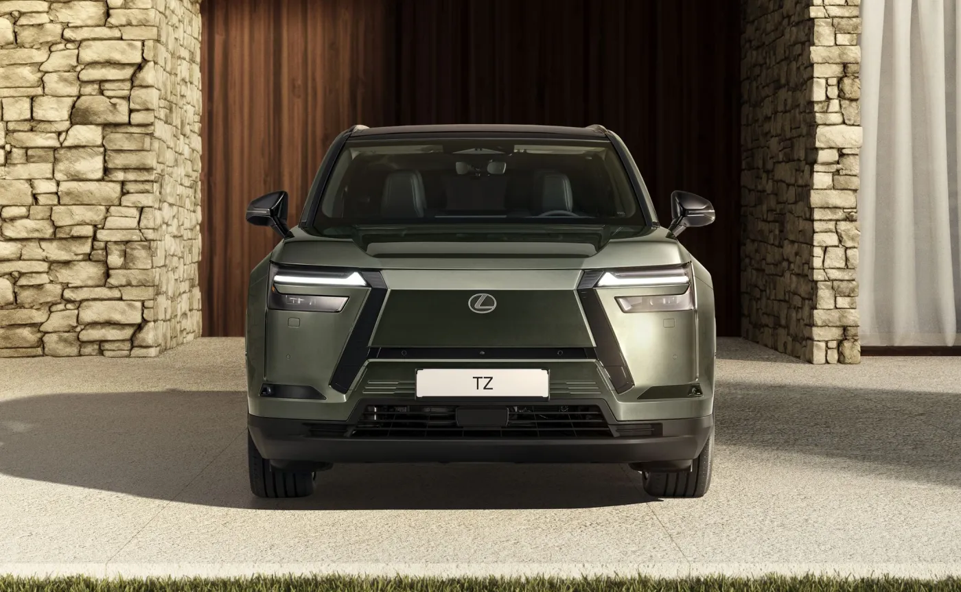 nowy-lexus-tz-39137069.jpg