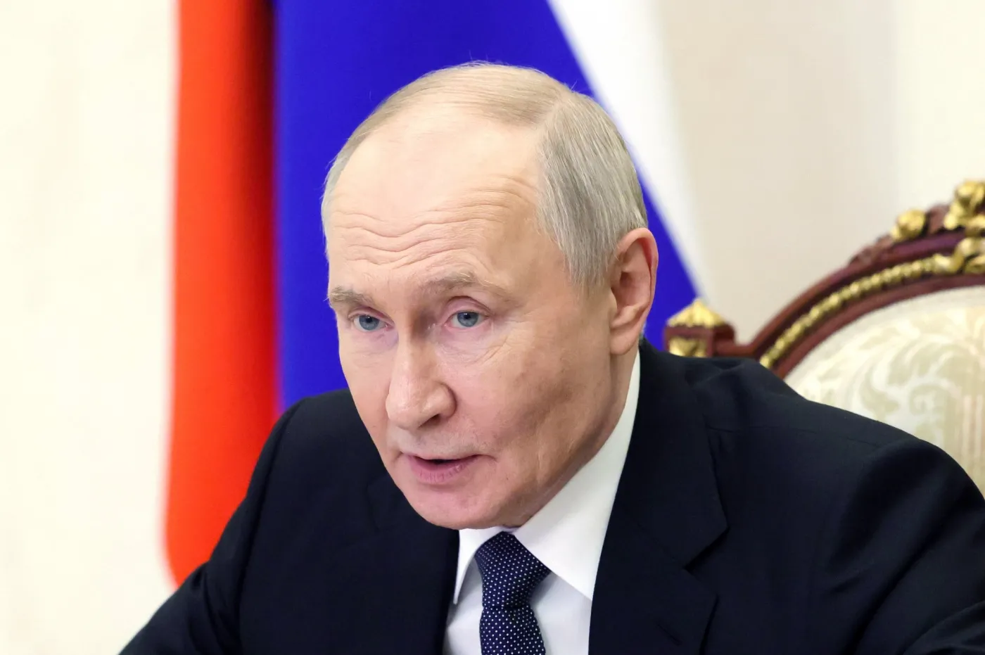 Putin i Łukaszenka mogą pić szampana. Sankcje nałożone na Rosję i Białoruś zniesione ze skutkiem natychmiastowym