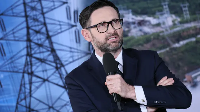 Obajtek w opałach. W PE jest wniosek o uchylenie mu immunitetu. Sprawa milionowego podatku