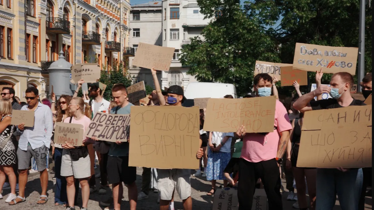 Wieki protest na Ukrainie przeciwko decyzji Wołodymyra Zełenskiego. "Hańba"