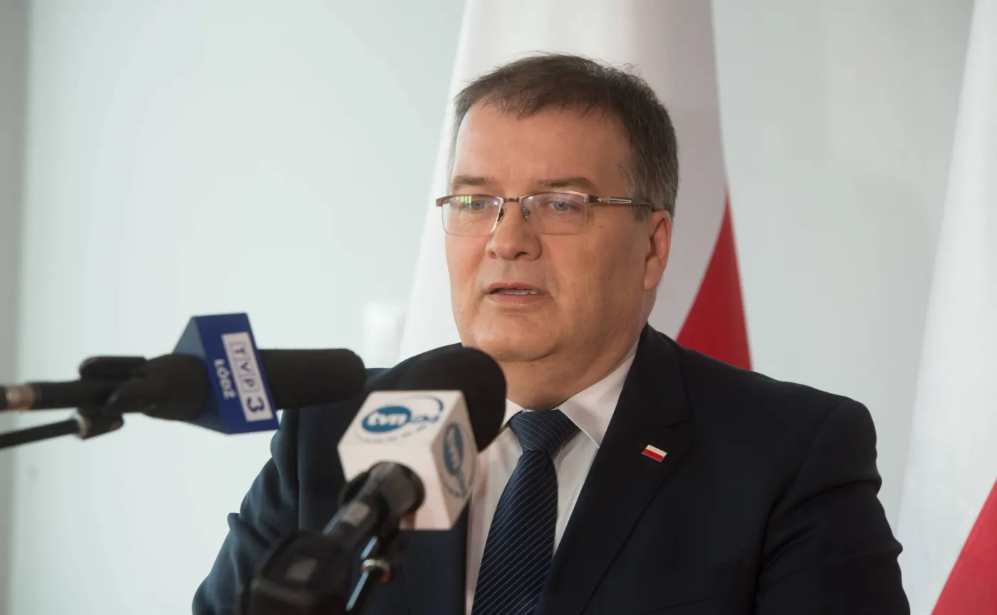 Dera: Sędziowie uchwałą trzech izb SN załatwili sobie bezkarność