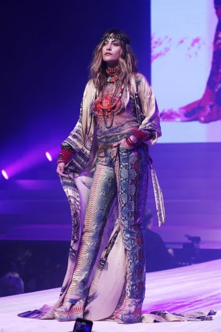 paris-jackson-12575913.jpg