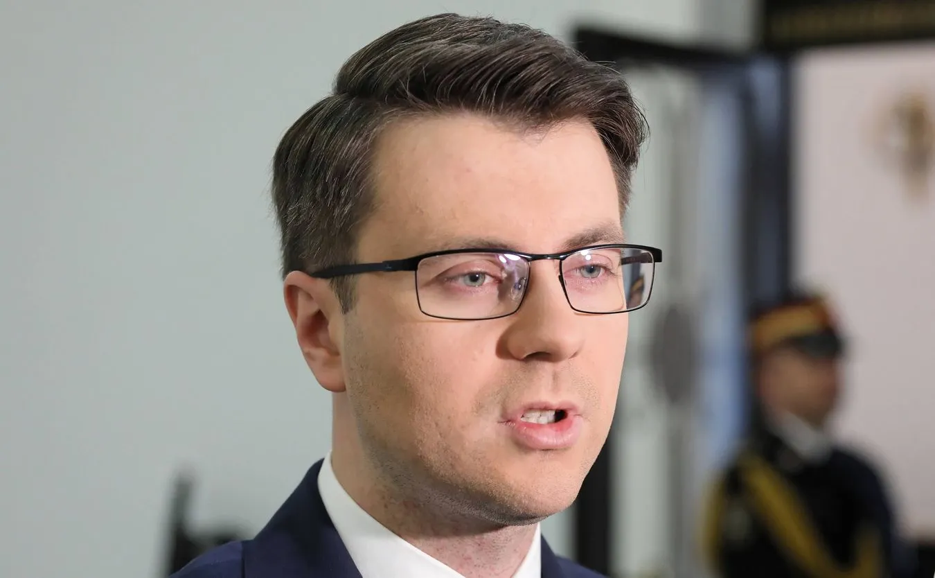 Müller dementuje słowa Rosatiego o stacjach paliw