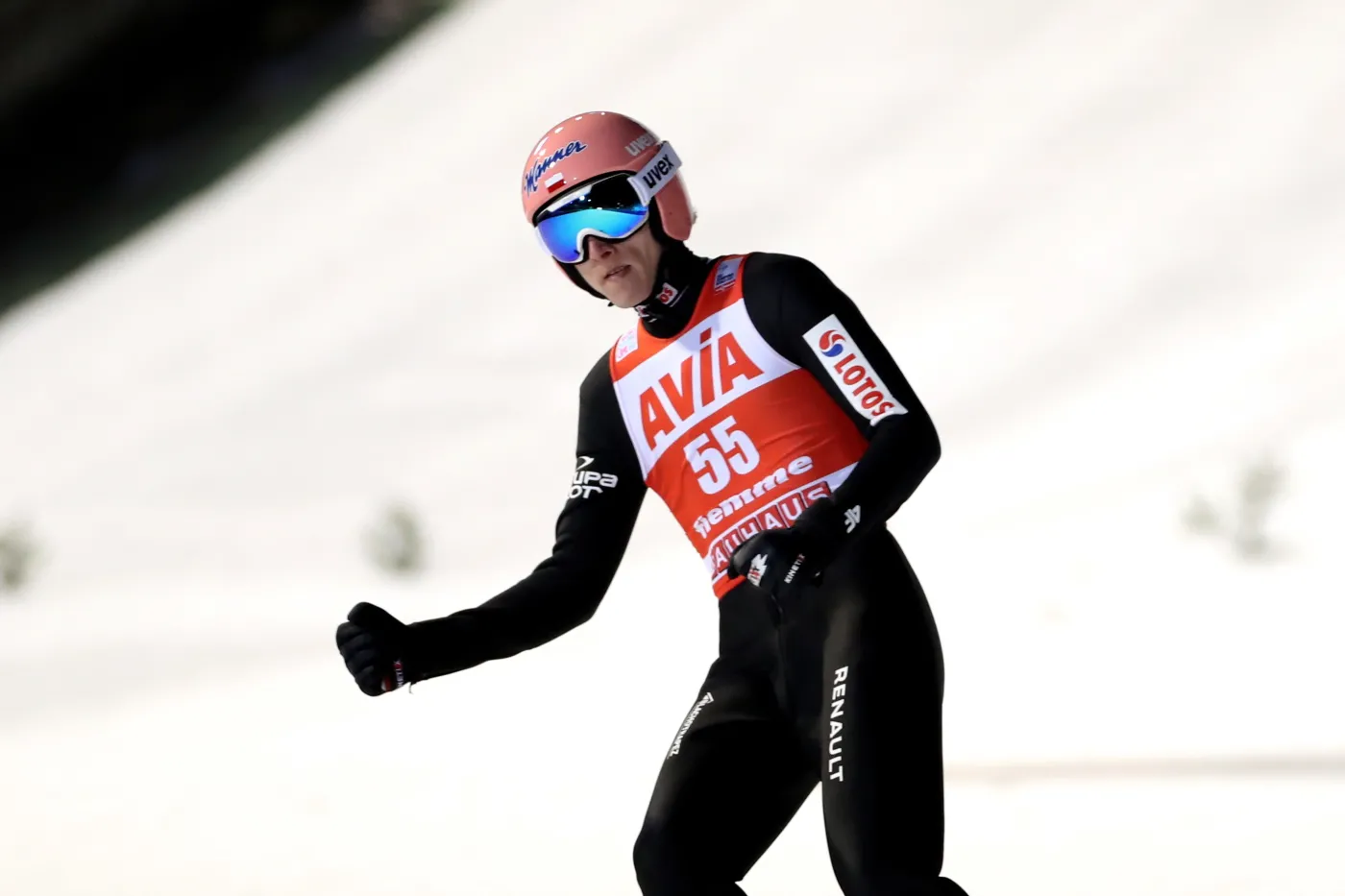 PŚ w skokach: Kubacki znów na podium! Stoch i Żyła też świetnie skakali w Predazzo