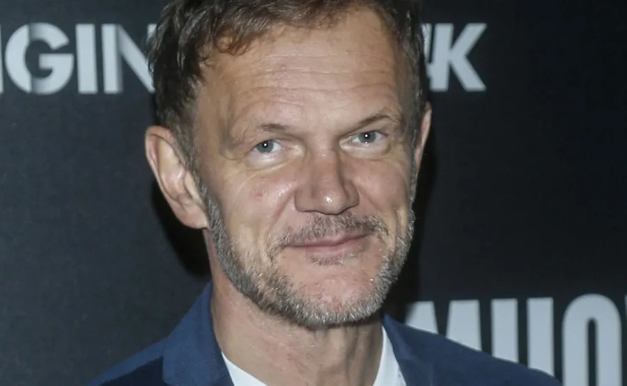 Cezary Pazura zdradził, jak zarabiał w trakcie studiów: Wynajmowałem się jako...