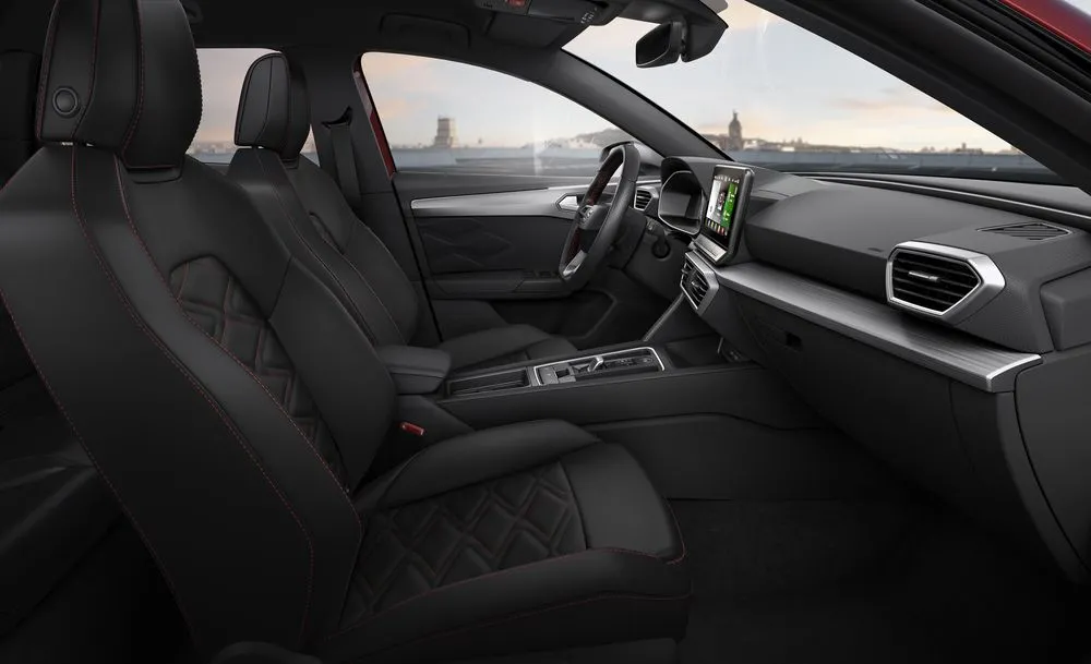 seat-leon-11-12578849.jpg