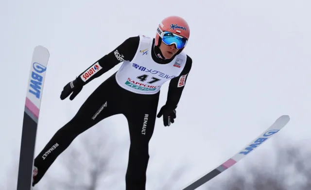 PŚ w skokach: Kubacki trzeci w Sapporo. Jest nowy lider