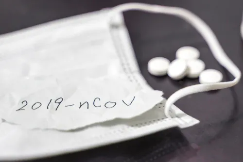 Psycholog o koronawirusie: Im więcej wiemy, tym mniej się obawiamy