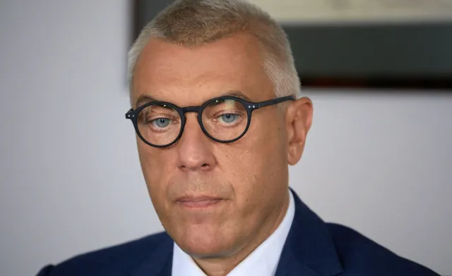 Giertych do Kalety: Gdybyś, chłopcze, zamiast łazić na miesìęcznice, postudiował trochę prawo...