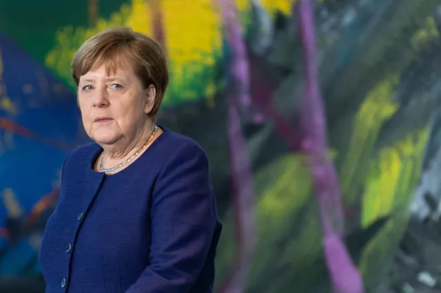 Merkel i Macron rozmawiali z szefami instytucji UE na temat koronawirusa