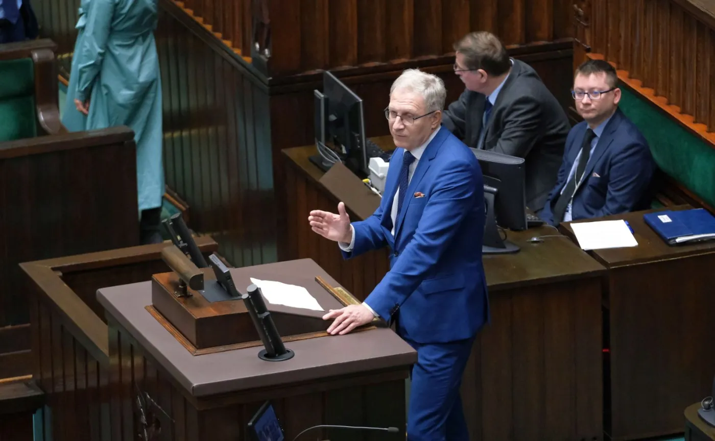 Ustawa o koronawirusie przejdzie bez przeszkód? Szef komisji zdrowia chwali opozycję