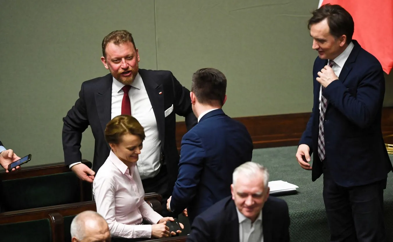 Sejm przyjął ustawę dot. koronawirusa