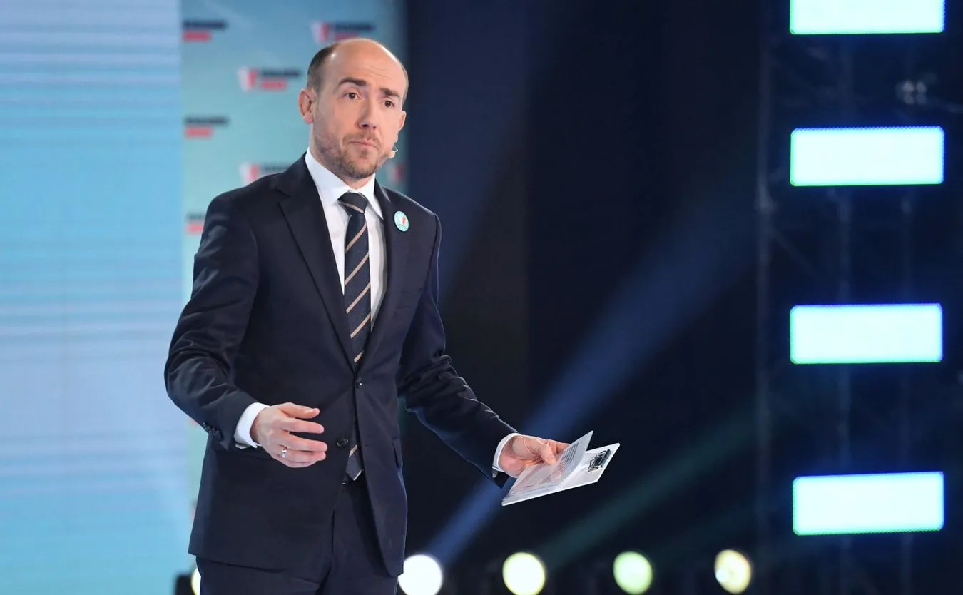 Budka spytany o SokzBuraka. Odniósł się też do obraźliwego wpisu Sikorskiego