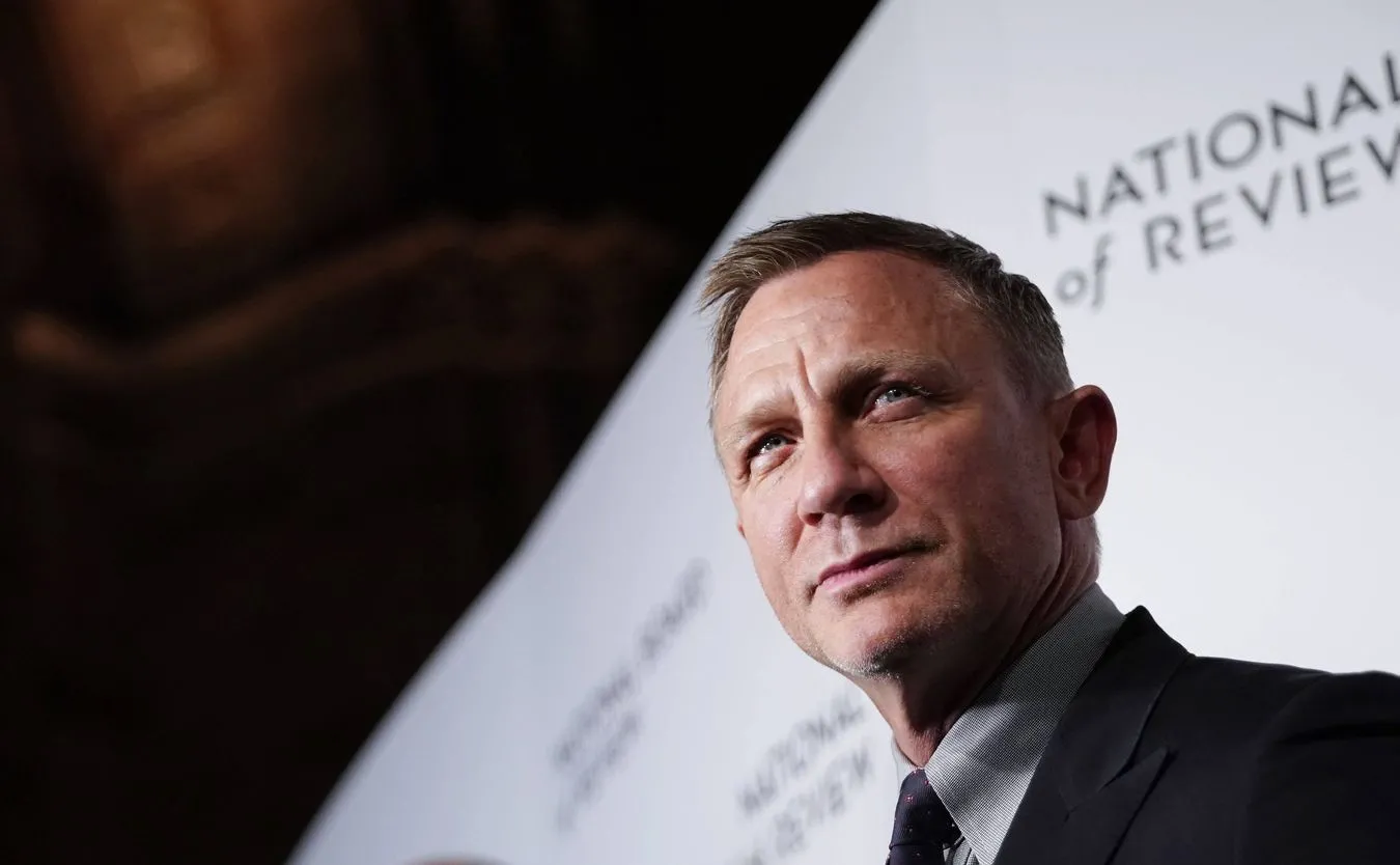 Z powodu koronawirusa przesunięto premierę nowego Bonda