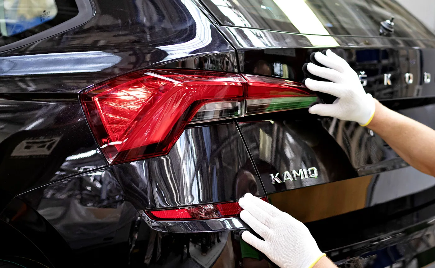 Skoda zamyka fabryki. Pracownicy dostaną 75 proc. pensji