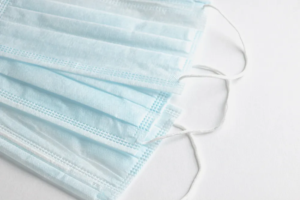 Ambasada RP we Włoszech: Żaden transport maseczek nie został zablokowany w Polsce