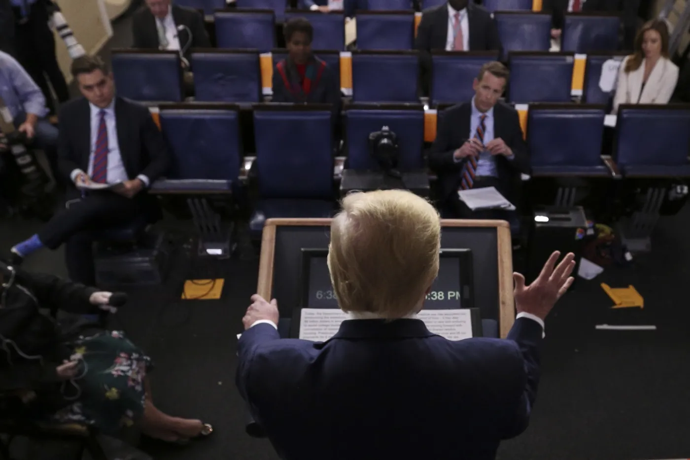 1783 zgony z powodu koronawirusa w USA. Trump: To jest już szczyt pandemii