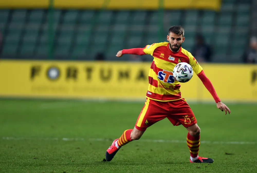 Piłkarze Jagiellonii Białystok trenują w domach na własną rękę