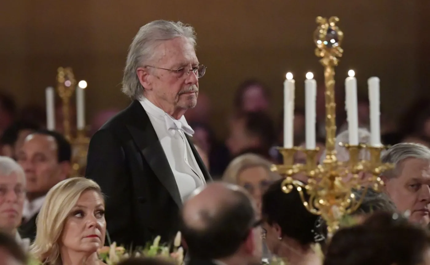 Sarajewo i Kosowo nie chcą widzieć noblisty. "Przyznanie mu nagrody to obraza dla ofiar"