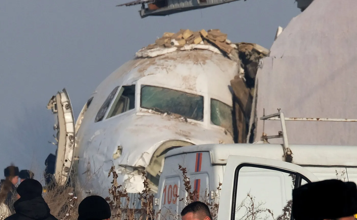 Katastrofa samolotu w Kazachstanie. Są ofiary [ZDJĘCIA]