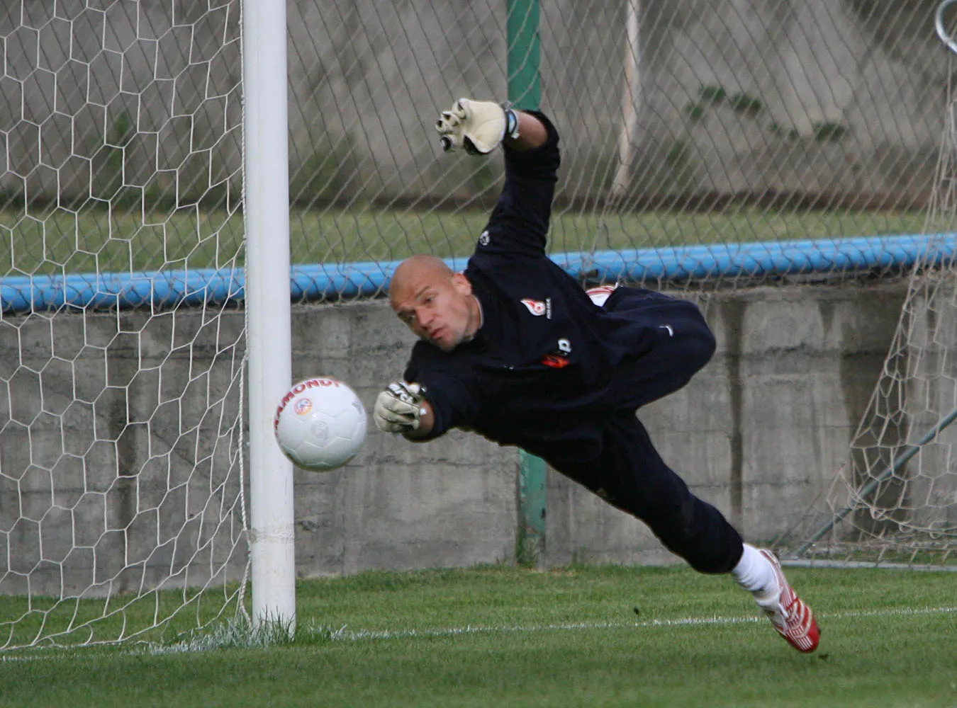 Polscy piłkarze słabi i zbyt gadatliwi