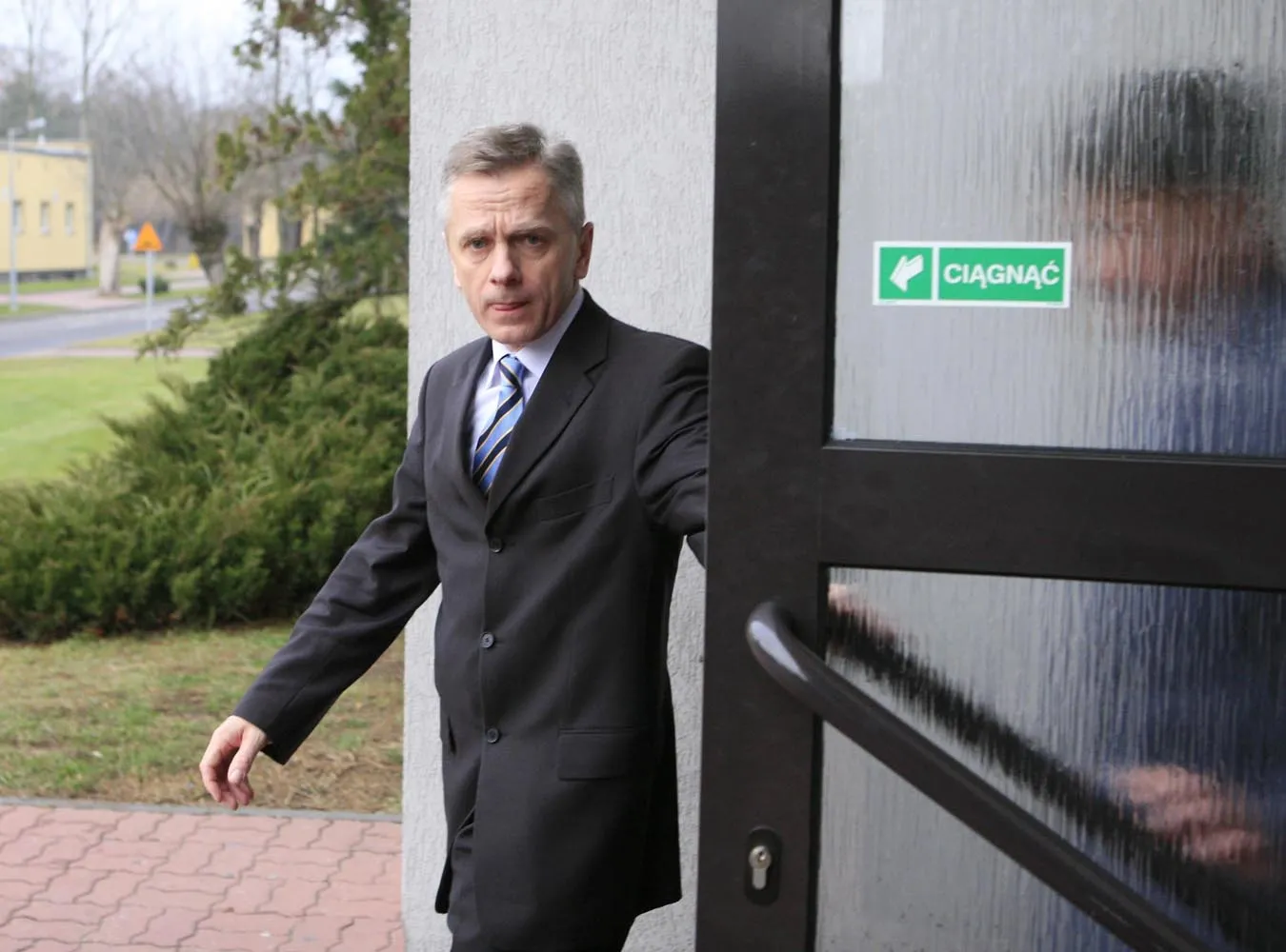 Minister Rapacki wyciągnie policję z krzaków