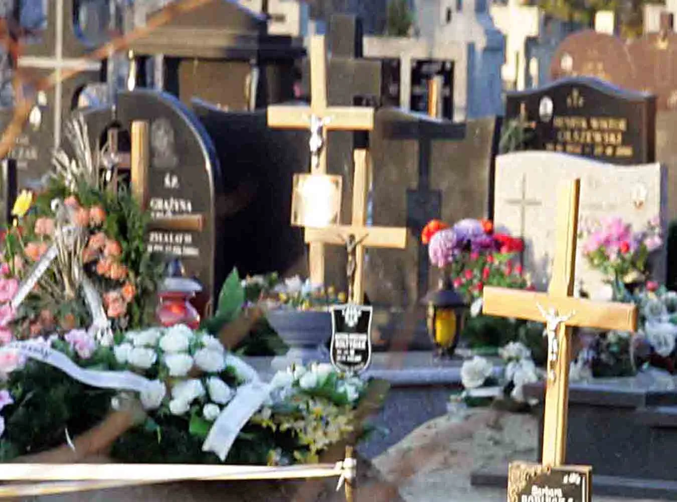 Brutalna walka o zmarłych w Szczecinie