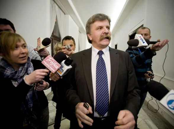 Putra: Świński łeb wygra z autorytetem