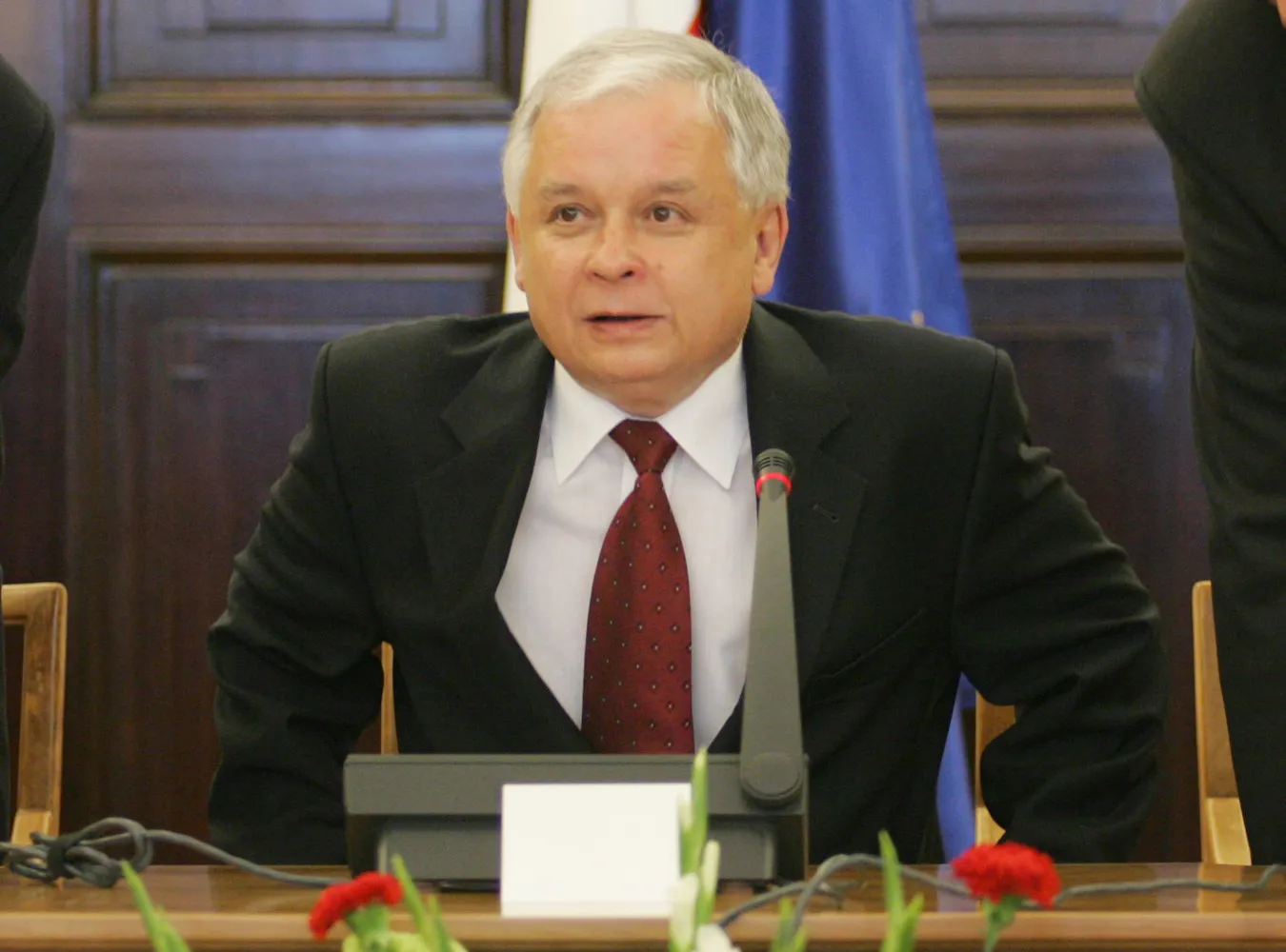 Niesiołowski: Chwała panu prezydentowi!