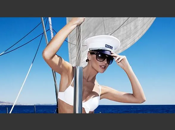 Bols wydał kalendarz z dziewczynami w bikini