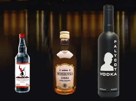 "Prezydencka" wódka z małpą w czerwonym