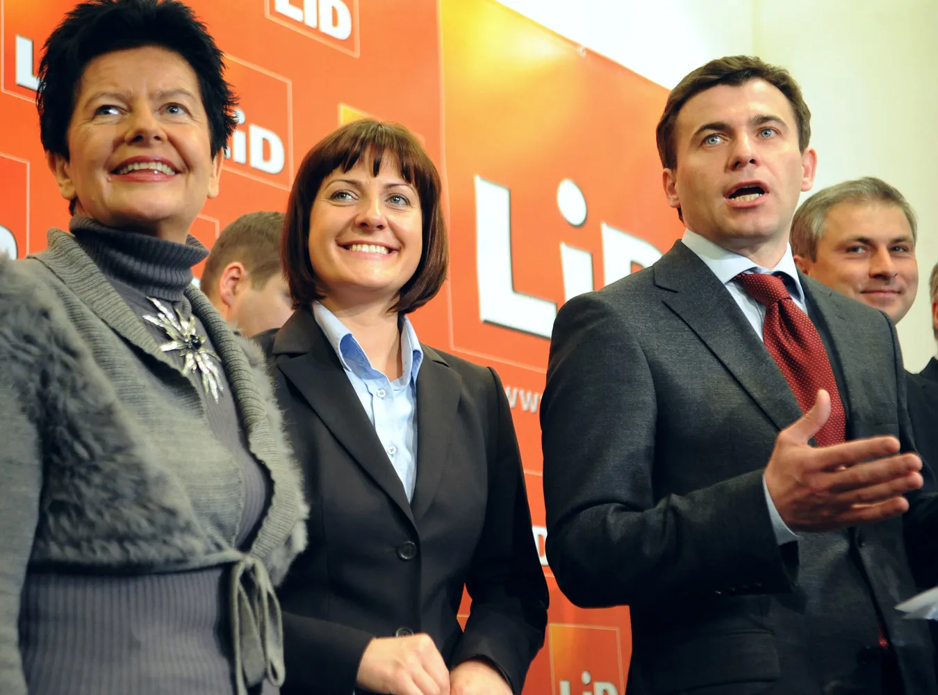 PiS ściąga SLD do telewizji publicznej