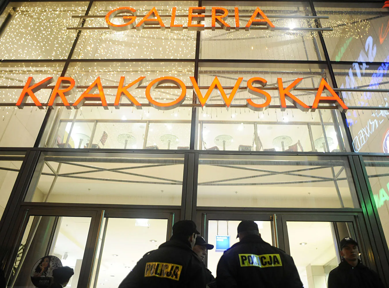 Ochroniarz znalazł 31 tysięcy złotych i oddał