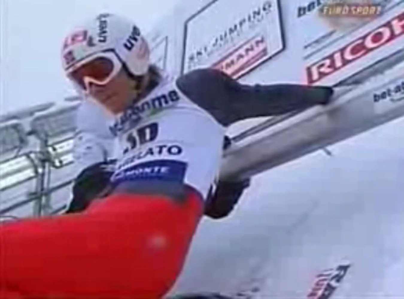 Chwile grozy norweskiego skoczka