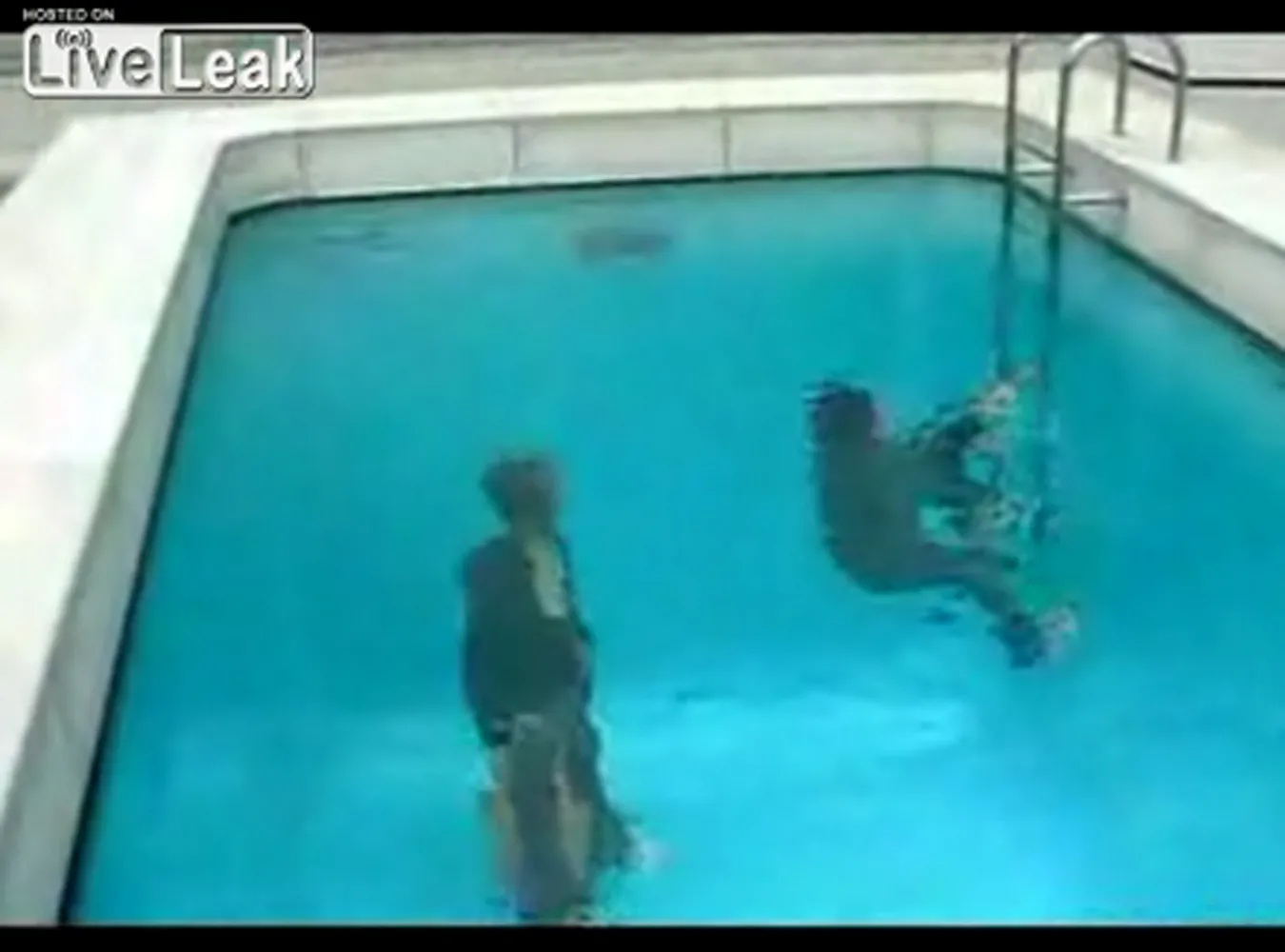 Podejrzany japoński basen denerwuje ludzi