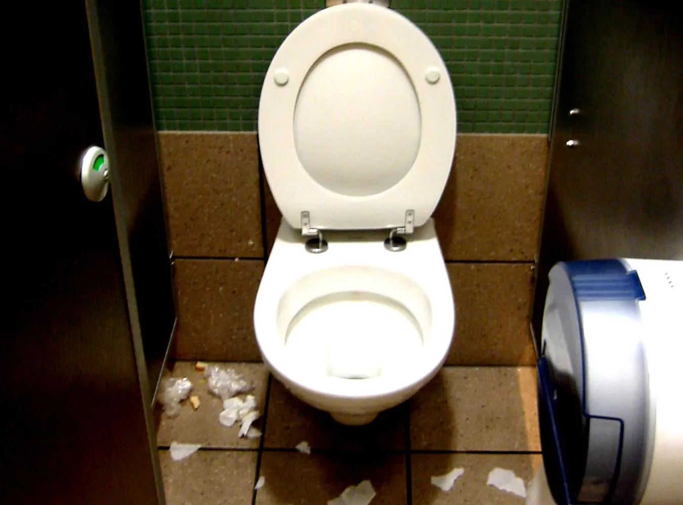 Szkolne łazienki jak z trzeciego świata