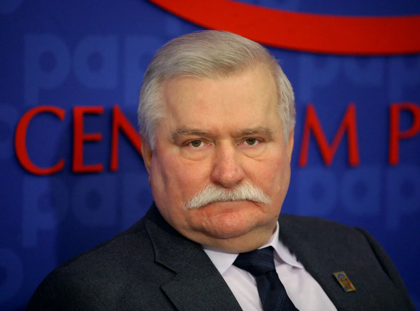 Wałęsa krytykuje PO za Krzaklewskiego
