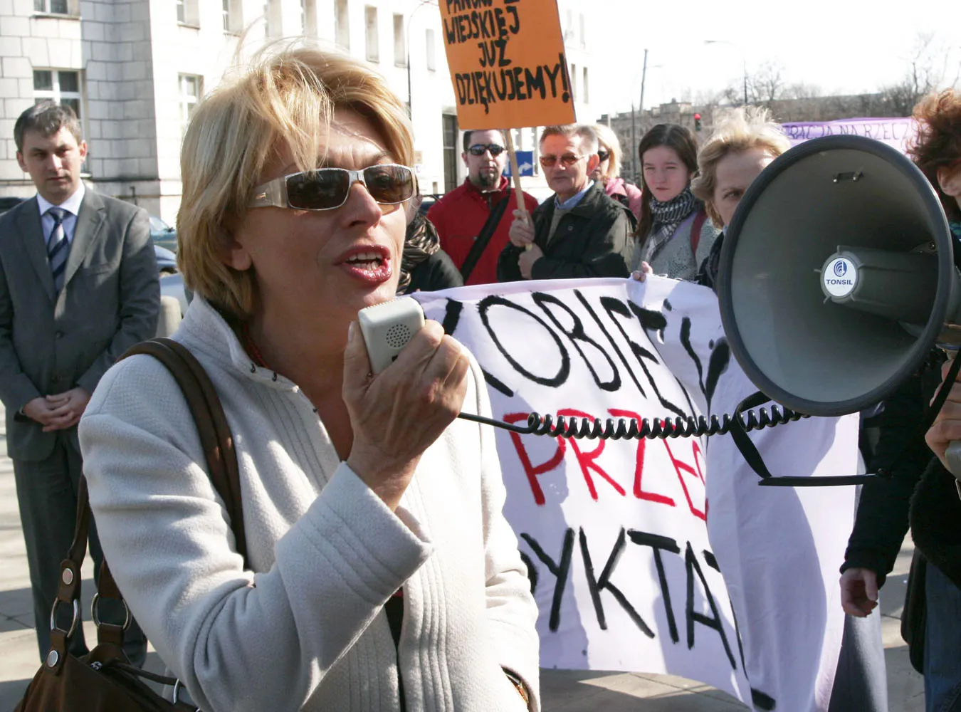 Lewica chce ułatwić gejom adopcje