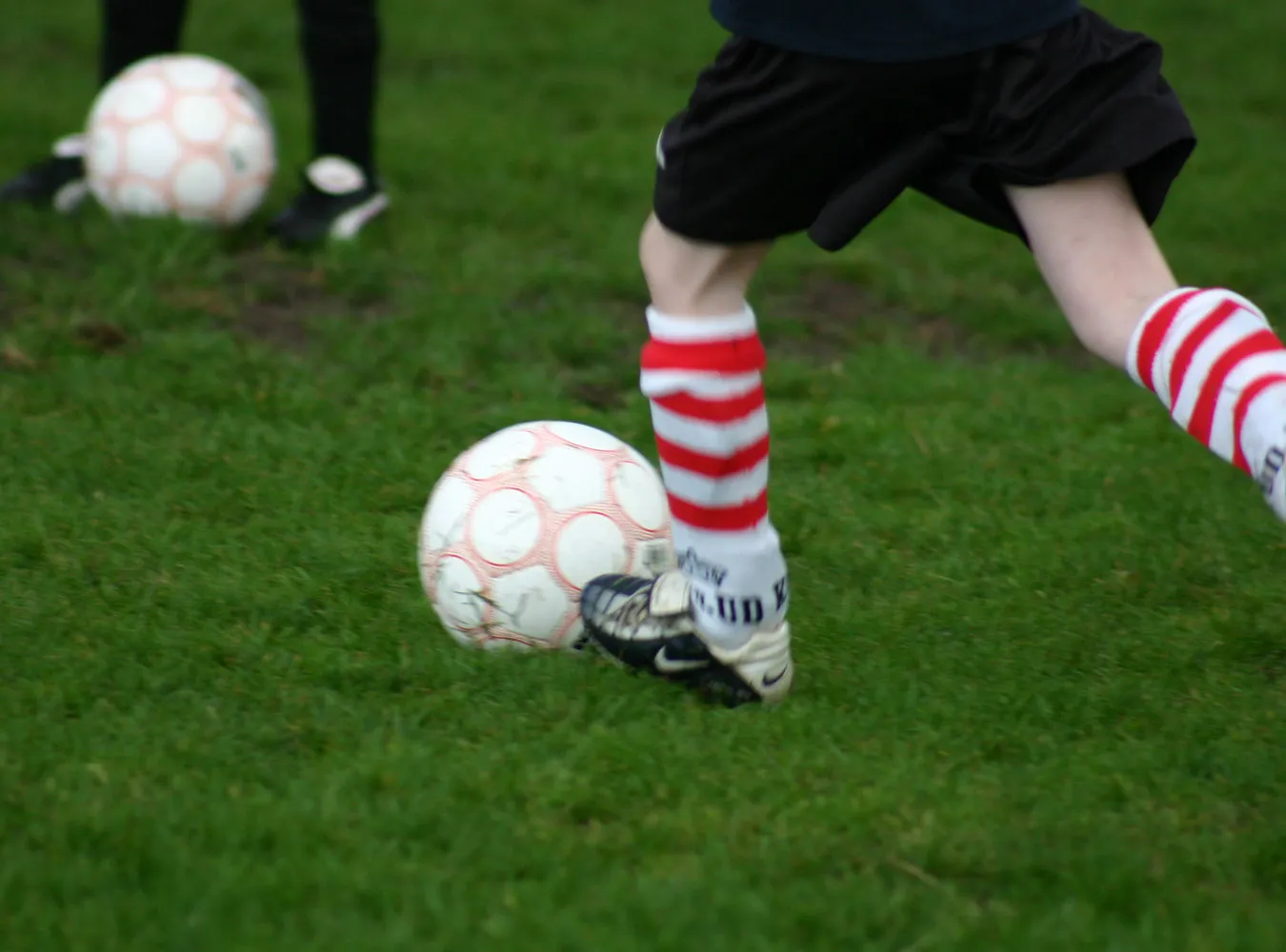 Pedofil po wyroku... opiekuje się dziećmi