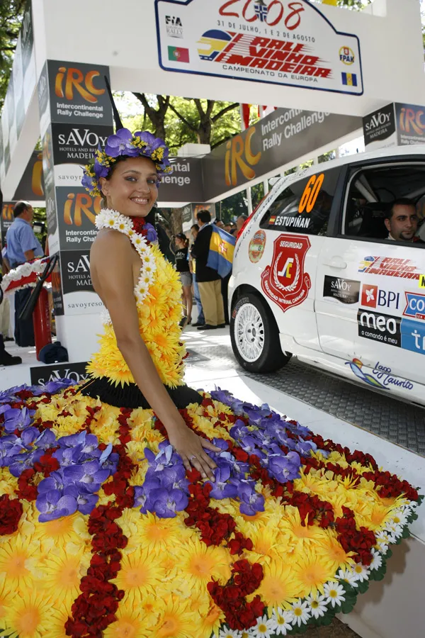 fr_rally4_111543a_386858.jpg