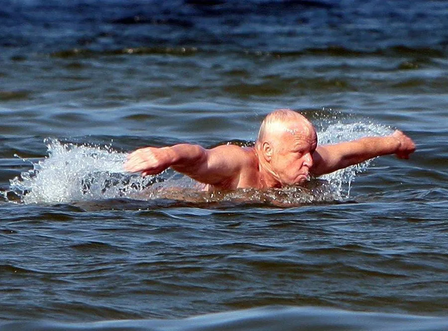 Delfin? Nie, to Marian Opania!