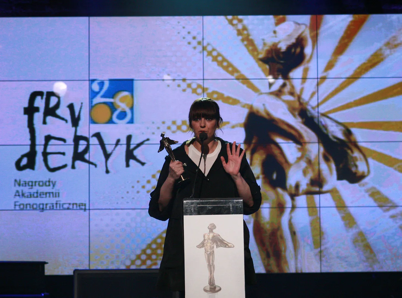 Hey i Nosowska wygrali Fryderyki