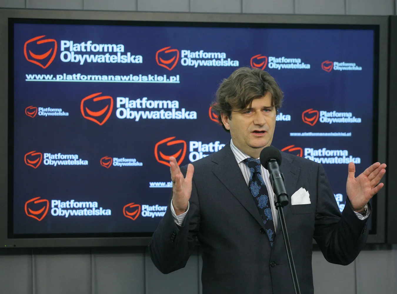 Palikot pyta prezydenta o prezerwatywy