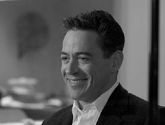 Robert Downey Jr. zagra czarnoskórego żołnierza