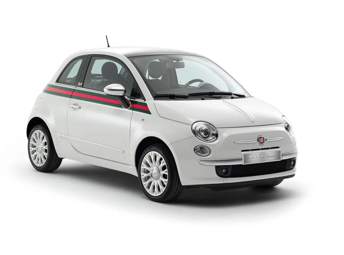 1841421-fiat-500-gucci-01.jpg