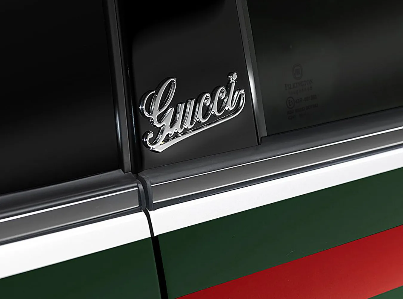 1841496-fiat-500-gucci-05.jpg
