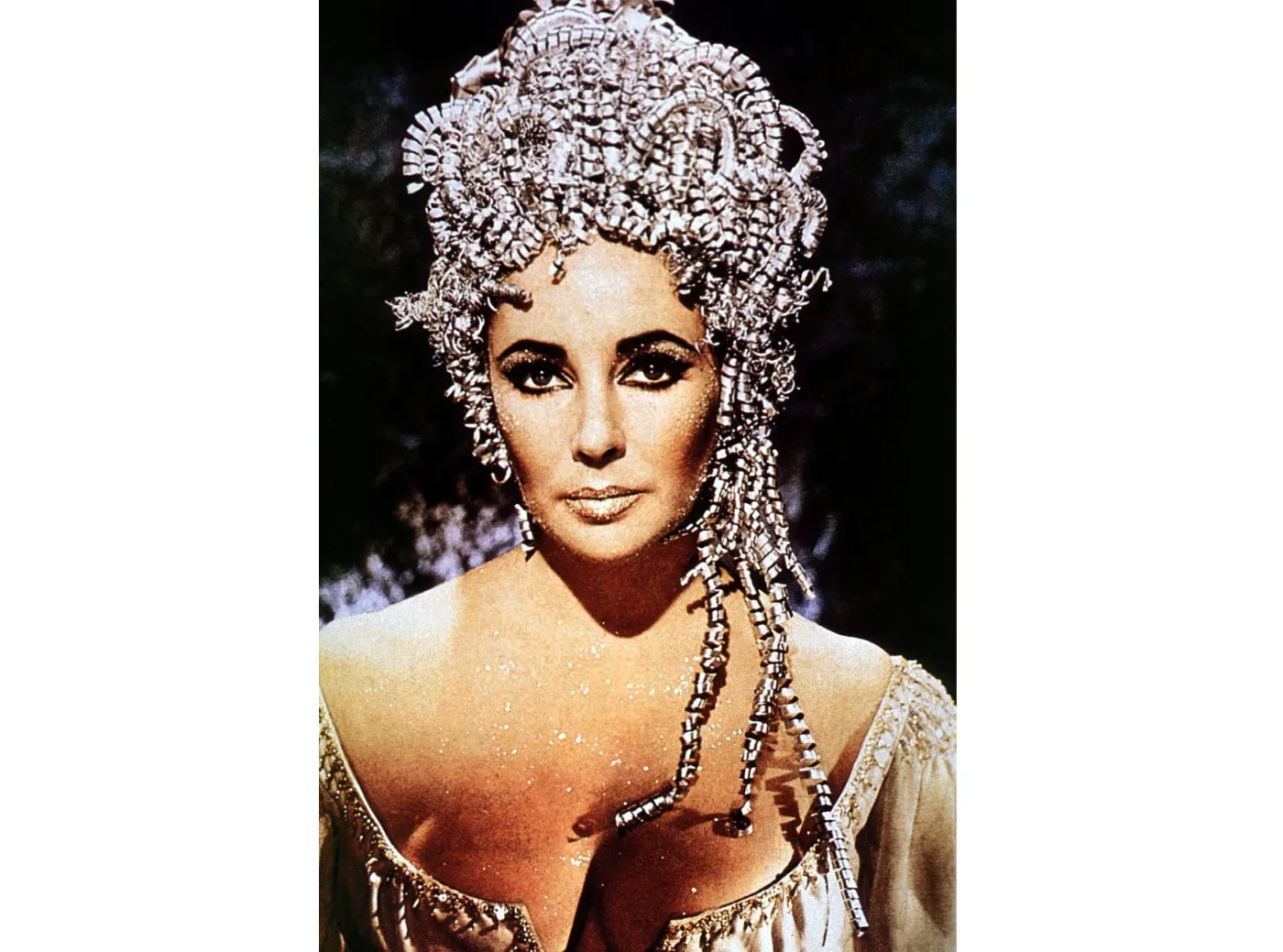 1921565-elizabeth-taylor.jpg