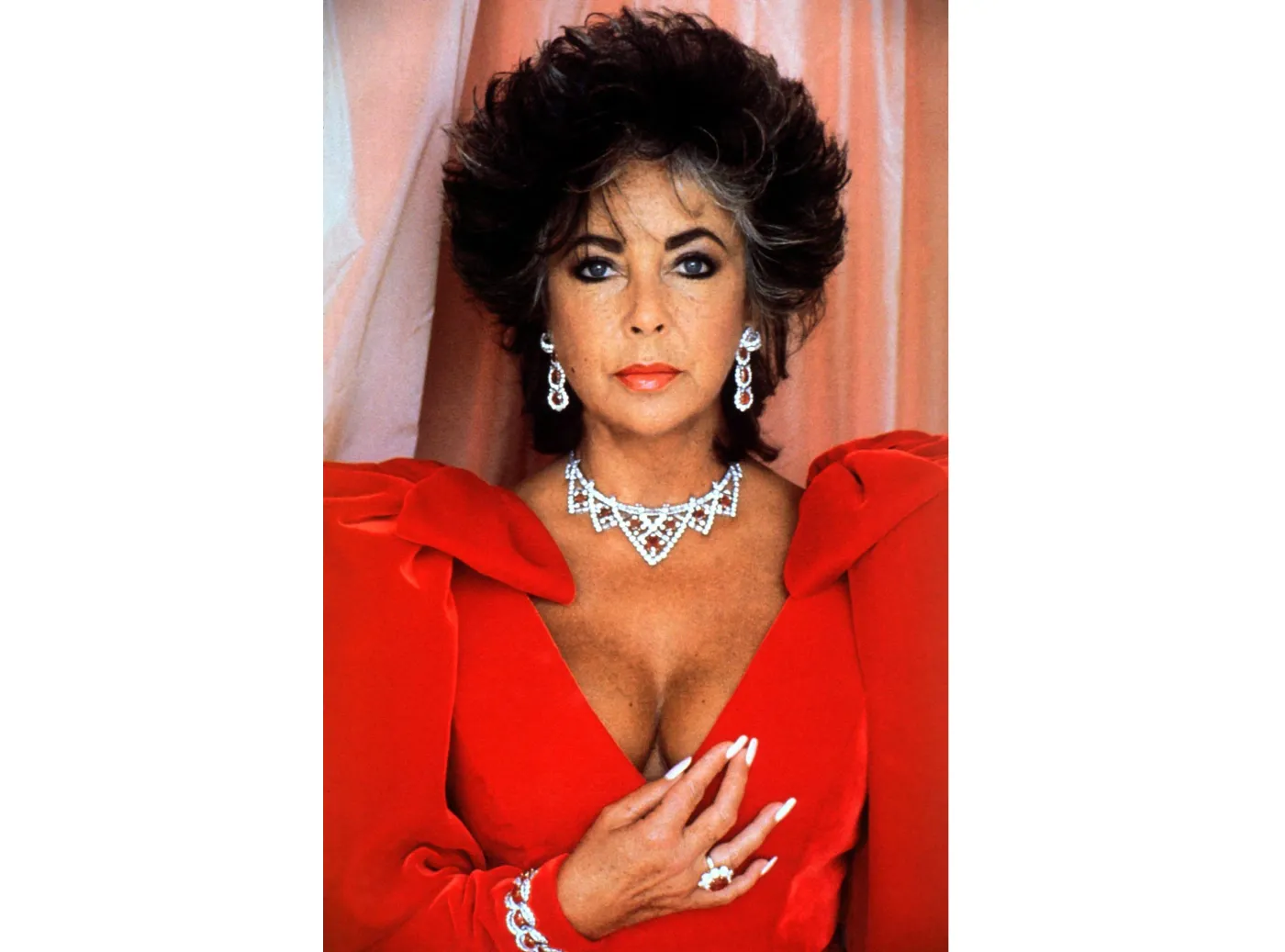 1921268-elizabeth-taylor.jpg