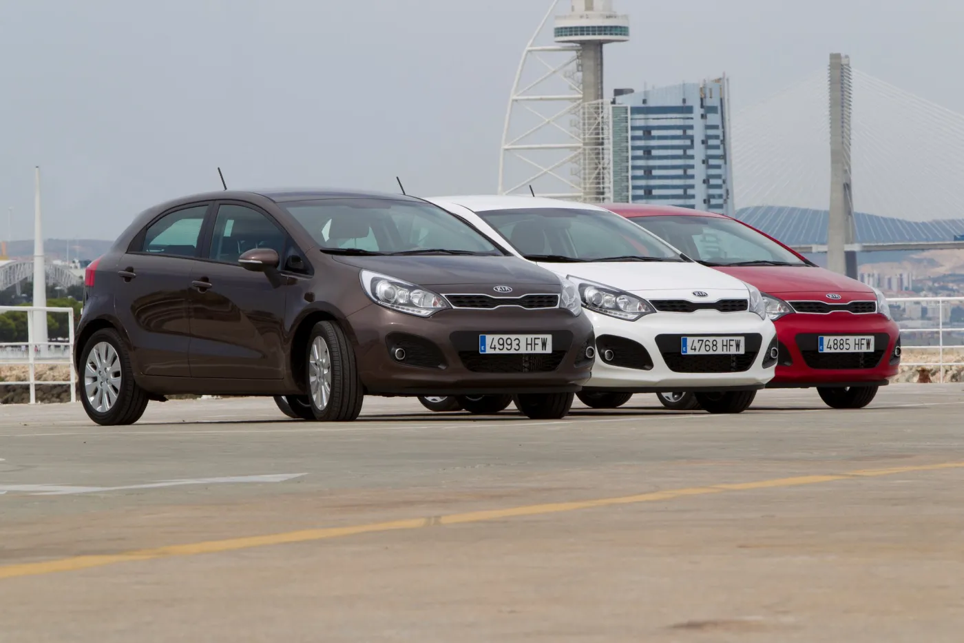 2414835-kia-rio-2011-10.jpg