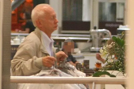 2434910-img-5954-cropped.jpg